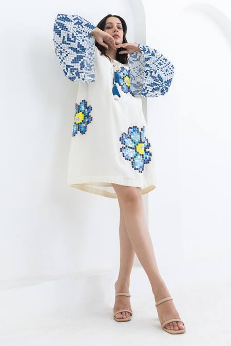 Shop Pooja Rajgarhia Gupta Off White Crepe Embroidery Round Neck Flower Shift Dress Online at Aza Fashions Shop_Pooja Rajgarhia Gupta_Off White Crepe Embroidery Round Neck Flower Shift Dress _Online_at_Aza_Fashions
