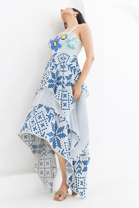 Pooja Rajgarhia Gupta Off White Crepe Square Neck Matrix Asymmetric Dress at Aza Fashions Pooja Rajgarhia Gupta_Off White Crepe Square Neck Matrix Asymmetric Dress _at_Aza_Fashions