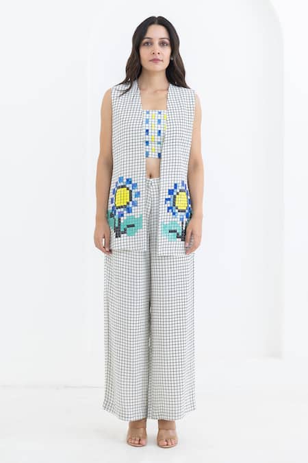 Pooja Rajgarhia Gupta_Off White Crepe Embroidery Square Neck, Sunflower Grid Print Jacket And Pant Set _Online_at_Aza_Fashions