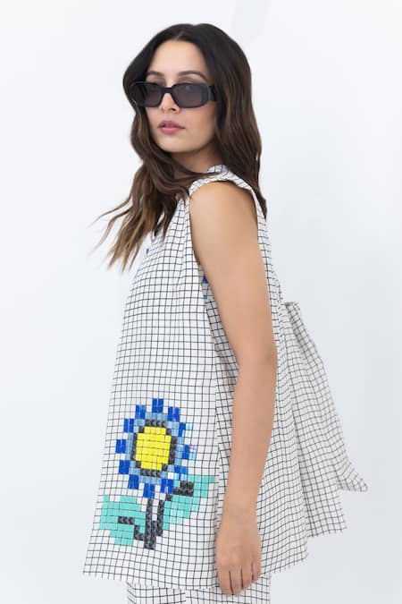 Shop_Pooja Rajgarhia Gupta_Off White Crepe Embroidery Square Neck, Sunflower Grid Print Jacket And Pant Set _Online_at_Aza_Fashions