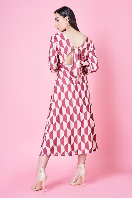 Shop Sammohi By Moksha And Hiral Cream Satin V-neck Daphne Geometric Pattern Dress With Belt at Aza Fashions Shop_Sammohi By Moksha And Hiral_Cream Satin V-neck Daphne Geometric Pattern Dress With Belt _at_Aza_Fashions