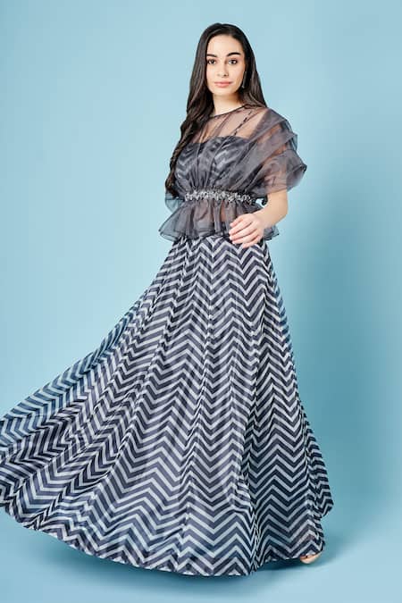 Buy Sammohi By Moksha And Hiral Grey Linen, Organza Round Neck Iris Chevron Pattern Blouse Skirt Set Online at Aza Fashions Buy_Sammohi By Moksha And Hiral_Grey Linen, Organza Round Neck Iris Chevron Pattern Blouse Skirt Set _Online_at_Aza_Fashions