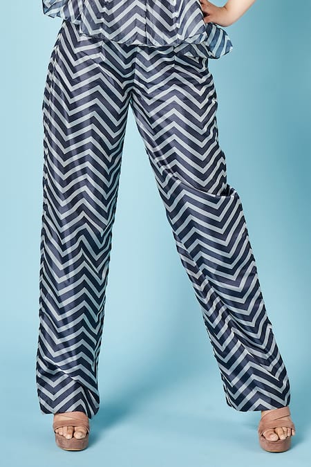 Buy Sammohi By Moksha And Hiral Grey Organza V-neck Iris Chevron Pattern Peplum Top With Pant Online at Aza Fashions Buy_Sammohi By Moksha And Hiral_Grey Organza V-neck Iris Chevron Pattern Peplum Top With Pant _Online_at_Aza_Fashions