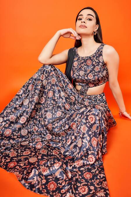 Buy Sammohi By Moksha And Hiral Black Crepe, Silk Round Neck Daphne Flower Vine Print Gown Online at Aza Fashions Buy_Sammohi By Moksha And Hiral_Black Crepe, Silk Round Neck Daphne Flower Vine Print Gown _Online_at_Aza_Fashions