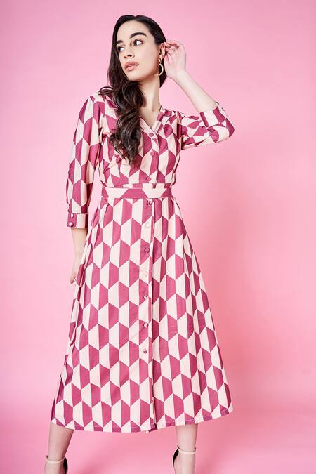 Sammohi By Moksha And Hiral Cream Satin V-neck Daphne Geometric Pattern Dress With Belt Online at Aza Fashions Sammohi By Moksha And Hiral_Cream Satin V-neck Daphne Geometric Pattern Dress With Belt _Online_at_Aza_Fashions