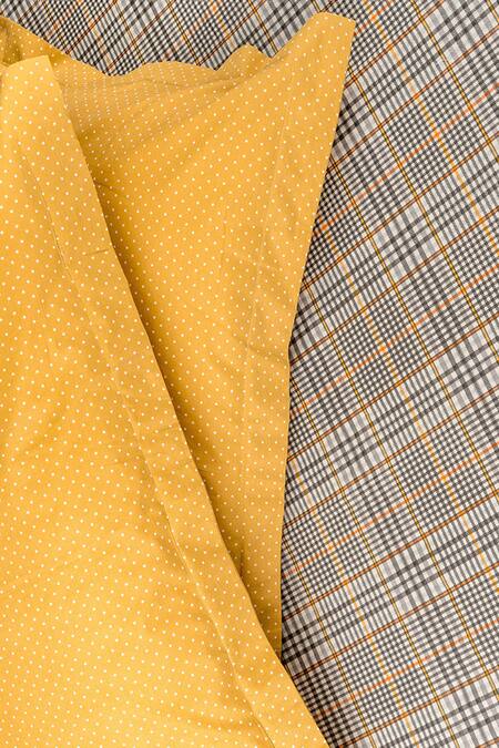 Buy_H2h_Multi Color Cotton Printed Gingham Bedsheet Set 