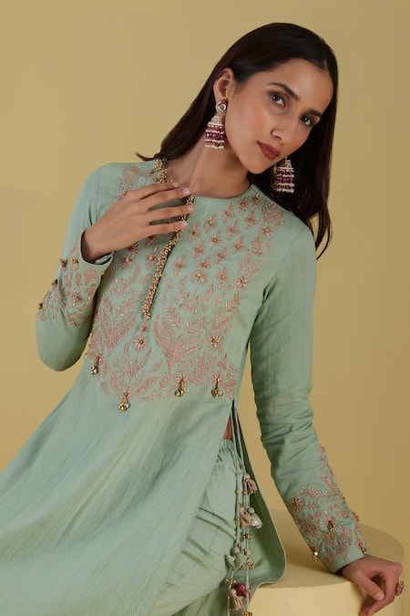 Buy Inej Green Rayon Lace, Embroidery, Tassels Round Neck Floral Yoke Kurta With Gharara Online at Aza Fashions Buy_Inej_Green Rayon Lace, Embroidery, Tassels Round Neck Floral Yoke Kurta With Gharara _Online_at_Aza_Fashions