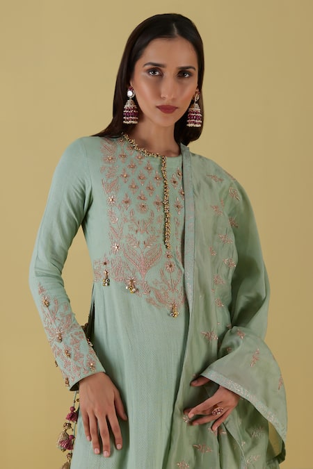Shop Inej Green Rayon Lace, Embroidery, Tassels Round Neck Floral Yoke Kurta With Gharara Online at Aza Fashions Shop_Inej_Green Rayon Lace, Embroidery, Tassels Round Neck Floral Yoke Kurta With Gharara _Online_at_Aza_Fashions