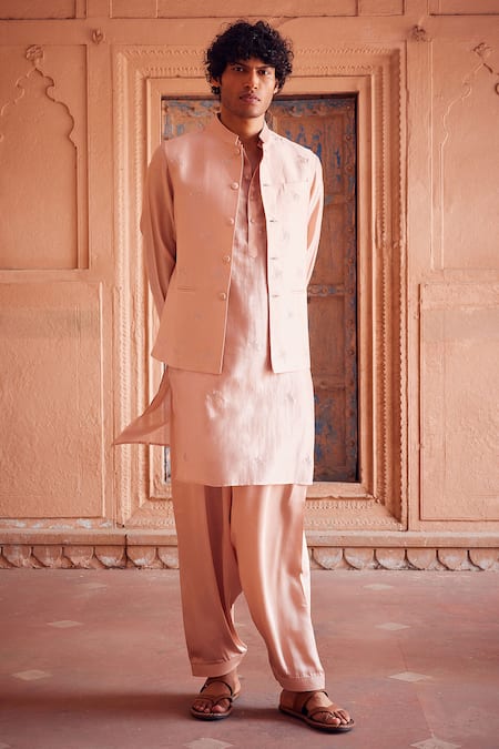 Seema Nanda Pink Chanderi Silk Plain Floral Jad Bloom Work Bundi And Kurta Set  