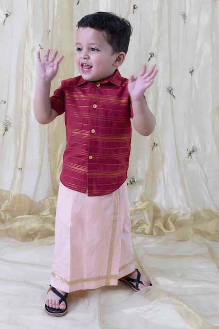 Tiber Taber Purple Cotton Stripe Short Sleeve Pattern Kurta With Mundu  