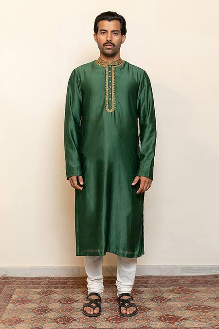 Nirjara_Green Chanderi Silk Placement Embroidery Peeta Aari Nawab Kurta _Online_at_Aza_Fashions