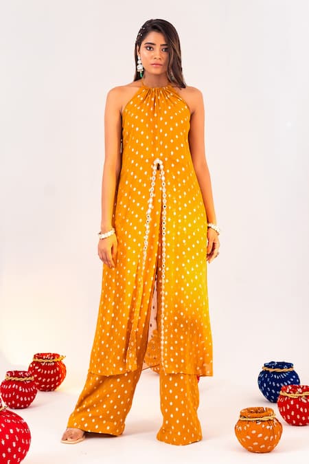 Silky Bindra_Yellow Georgette Crystals Halter Neck Geometric Pattern Tunic With Pant _Online_at_Aza_Fashions
