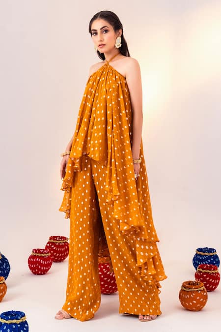 Silky Bindra_Yellow Georgette, Silk Organza, Satin Geometric Pattern High-low Tunic With Pant _Online_at_Aza_Fashions