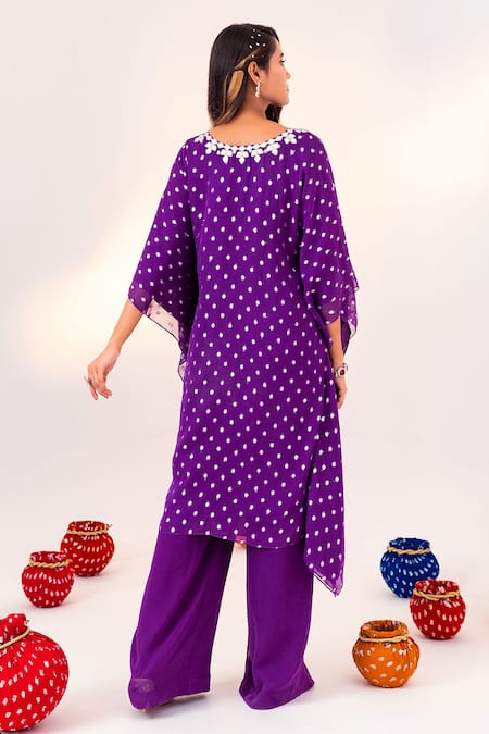 Silky Bindra Geometric Pattern Kaftan With Pant 