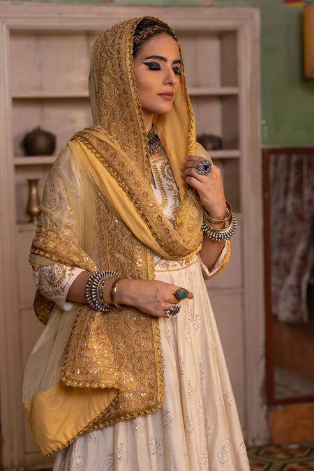 Shop Gulabo Jaipur White Chanderi Sequins, Zari, Embroidery Round Neck Nahal Anarkali Set Online at Aza Fashions Shop_Gulabo Jaipur_White Chanderi Sequins, Zari, Embroidery Round Neck Nahal Anarkali Set _Online_at_Aza_Fashions