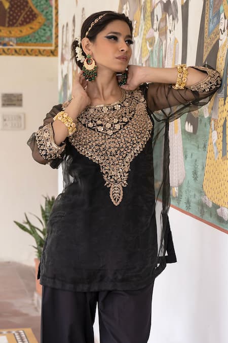 Gulabo Jaipur Black Organza, Muslin Sequins, Beads Zifa Zardozi Embroidered Kurta Pant Set at Aza Fashions Gulabo Jaipur_Black Organza, Muslin Sequins, Beads Zifa Zardozi Embroidered Kurta Pant Set _at_Aza_Fashions