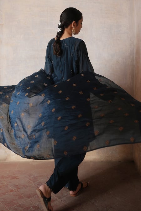 Nirjara Blue Chanderi Silk, Cotton Embroidery, Sequins Floral Sprig Kurta Pant Set Online at Aza Fashions Nirjara_Blue Chanderi Silk, Cotton Embroidery, Sequins Floral Sprig Kurta Pant Set _Online_at_Aza_Fashions