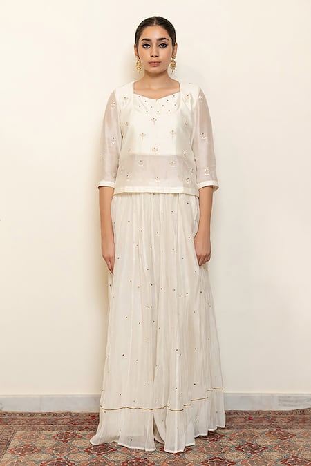 Nirjara Ivory Chanderi Cotton, Heer Floral Motifs Kanchadi Blouse And Lehenga Set Online at Aza Fashions Nirjara_Ivory Chanderi Cotton, Heer Floral Motifs Kanchadi Blouse And Lehenga Set _Online_at_Aza_Fashions