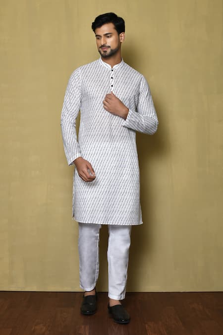 Aryavir Malhotra Stripe Print Kurta Set 