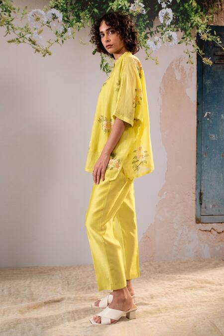 Arcvsh By Pallavi Singh Yellow Cotton, Silk, Chanderi Polo Collar Printed Kaftan Top With Pant Online at Aza Fashions Arcvsh By Pallavi Singh_Yellow Cotton, Silk, Chanderi Polo Collar Printed Kaftan Top With Pant _Online_at_Aza_Fashions