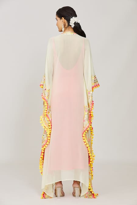 Gopi Vaid Miraan Scallop Embroidered Kaftan With Inner 