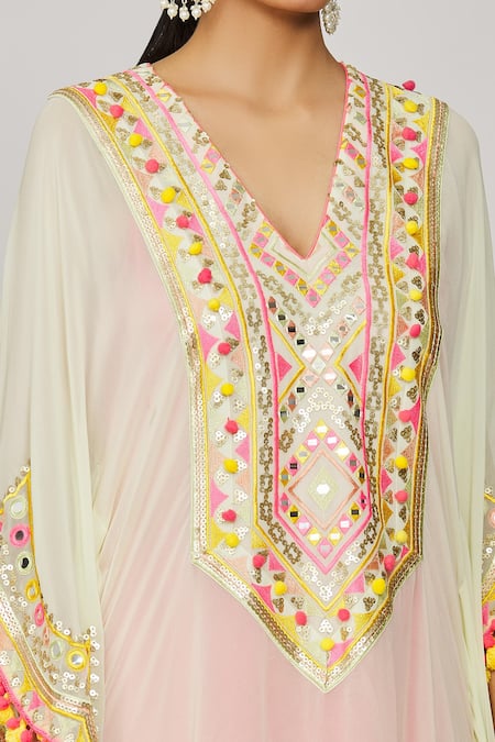 Buy_Gopi Vaid_Green Georgette Pom-poms, Tassels Miraan Scallop Embroidered Kaftan With Inner _Online_at_Aza_Fashions