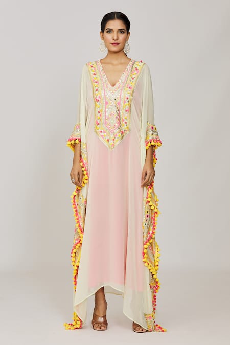 Gopi Vaid_Green Georgette Pom-poms, Tassels Miraan Scallop Embroidered Kaftan With Inner _at_Aza_Fashions