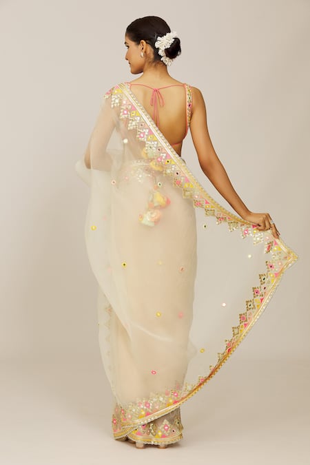 Gopi Vaid Maahi Embroidered Saree With Blouse 