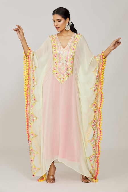 Gopi Vaid Miraan Scallop Embroidered Kaftan With Inner 