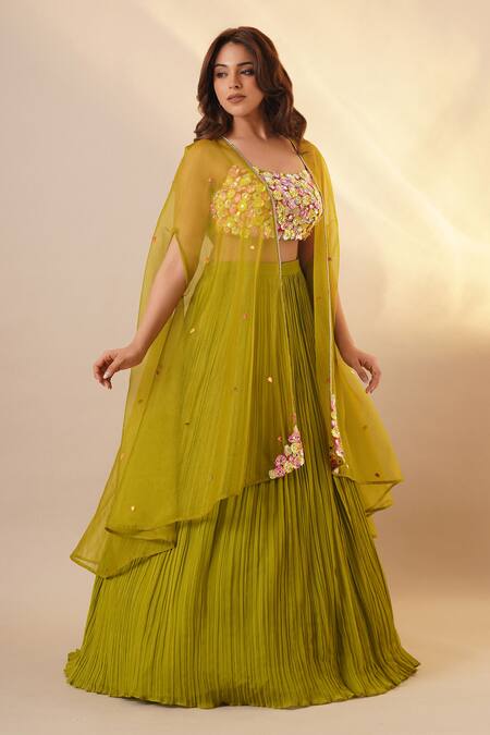 Chaashni By Maansi And Ketan_Green Georgette Sequins, Embroidery Square Neck 3d Floral Cape Lehenga Set _Online_at_Aza_Fashions