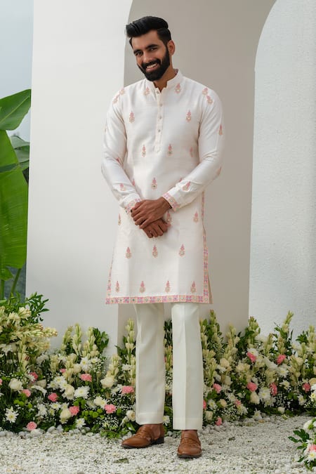 Amrit Dawani_Pink Silk, Cotton Embroidery, Mirrors Floral Kurta Set _Online_at_Aza_Fashions