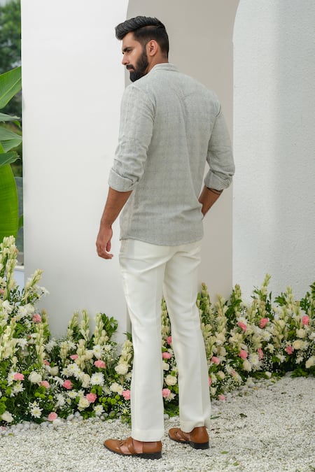 Amrit Dawani Geometric Embroidered Short Kurta 