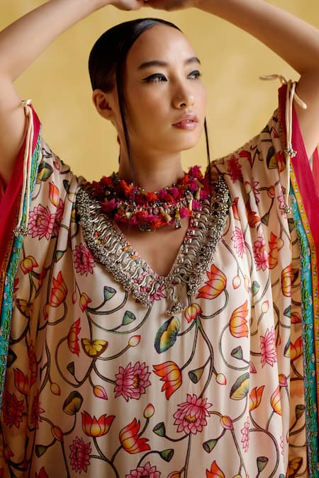 Shop 5elements Pink Modal, Satin Embroidery V-neck Linus Padma Print Kaftan Online at Aza Fashions Shop_5elements_Pink Modal, Satin Embroidery V-neck Linus Padma Print Kaftan _Online_at_Aza_Fashions