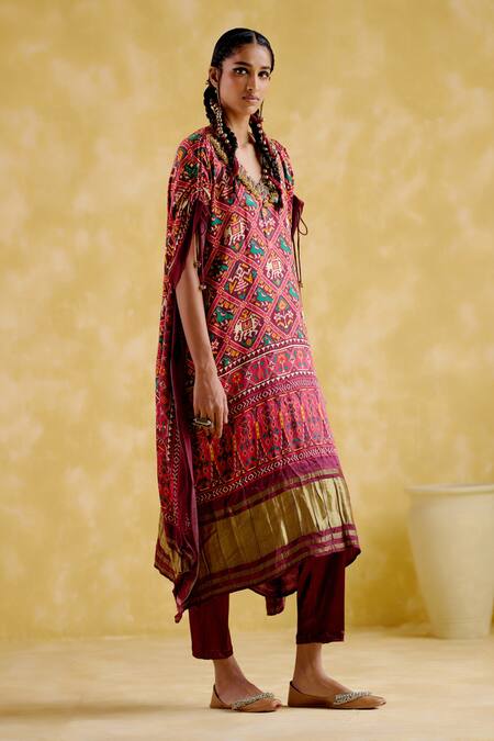 Buy_5elements_Maroon Modal, Satin Embroidery V-neck Tychon Traditional Print Kaftan _Online_at_Aza_Fashions
