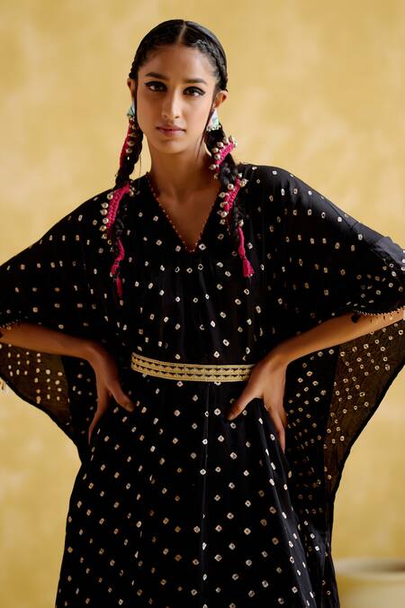 Shop 5elements Black Modal Sequins V-neck Annika Printed Kaftan With Belt Online at Aza Fashions Shop_5elements_Black Modal Sequins V-neck Annika Printed Kaftan With Belt _Online_at_Aza_Fashions