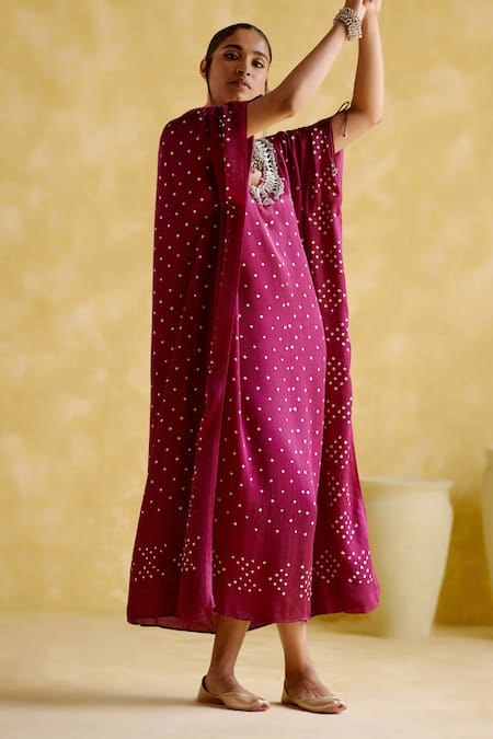 5elements Purple Modal, Satin, Lace Embroidery V-neck Dakshayani Printed Kaftan Online at Aza Fashions 5elements_Purple Modal, Satin, Lace Embroidery V-neck Dakshayani Printed Kaftan _Online_at_Aza_Fashions