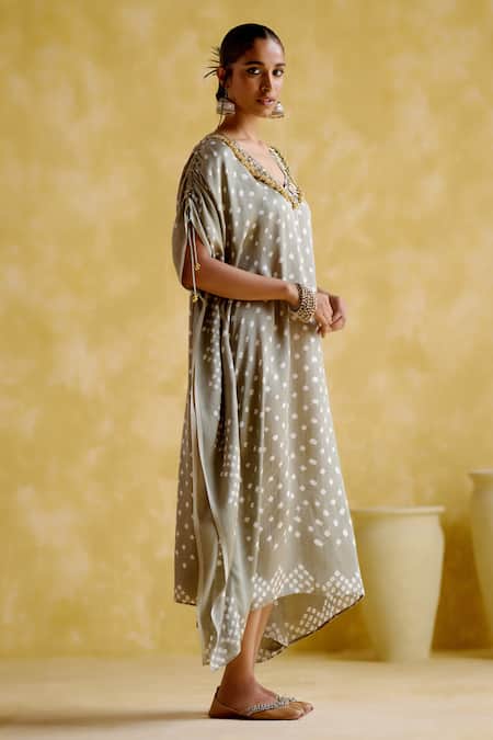 5elements_Grey Modal, Satin Embroidery V-neck Dakshayani V Kaftan _Online_at_Aza_Fashions