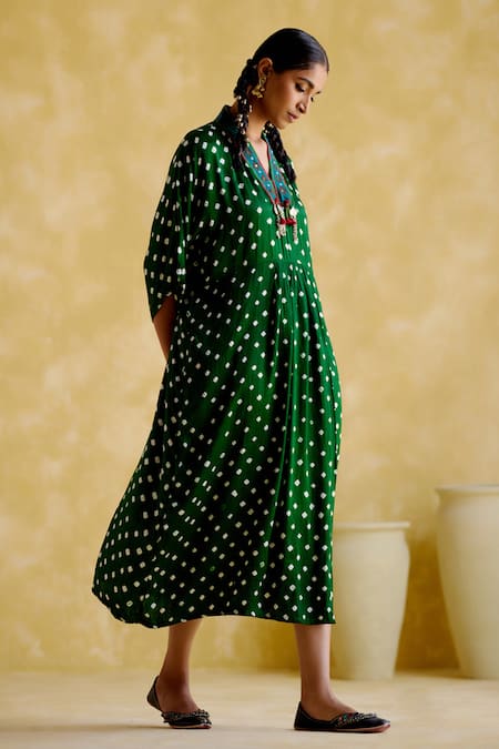 5elements Green Modal, Satin Embroidery Devadarsana Bandhani Print Handcrafted Kaftan Online at Aza Fashions 5elements_Green Modal, Satin Embroidery Devadarsana Bandhani Print Handcrafted Kaftan _Online_at_Aza_Fashions