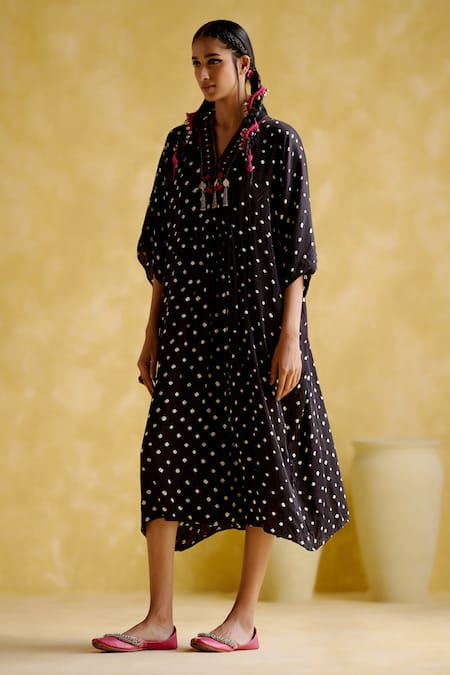 5elements Black Modal, Satin V-neck Devadarsana Flared Sleeve Handcrafted Kaftan Online at Aza Fashions 5elements_Black Modal, Satin V-neck Devadarsana Flared Sleeve Handcrafted Kaftan _Online_at_Aza_Fashions