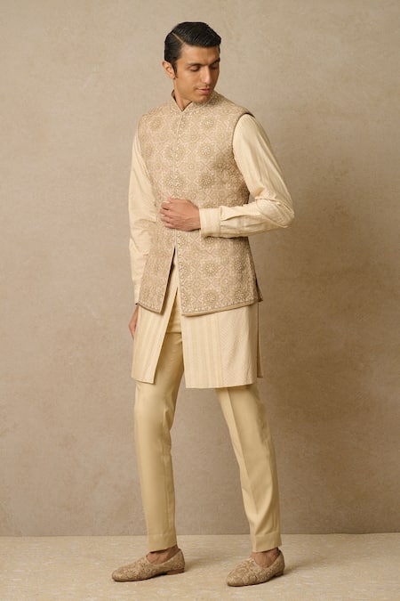 Buy Tarun Tahiliani Beige Georgette Embroidery Chikankari Work And Printed Waistcoat Online at Aza Fashions Buy_Tarun Tahiliani_Beige Georgette Embroidery Chikankari Work And Printed Waistcoat_Online_at_Aza_Fashions