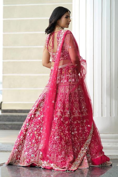 Tamaraa By Tahani_Pink Silk Hand Embroidered Sequin Sweetheart Neck Floral Bridal Lehenga Set _Online_at_Aza_Fashions
