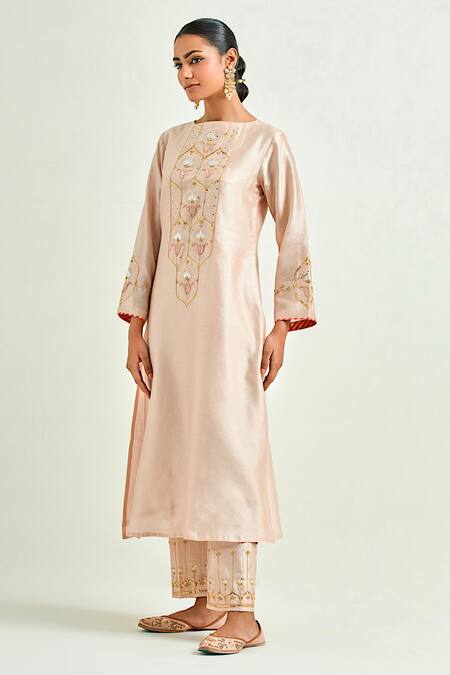 Buy Anantaa By Roohi Pink Silk, Chanderi Sequins, Gota Patti, Embroidery Boat Neck Kurta Pant Set Buy_Anantaa By Roohi_Pink Silk, Chanderi Sequins, Gota Patti, Embroidery Boat Neck Kurta Pant Set