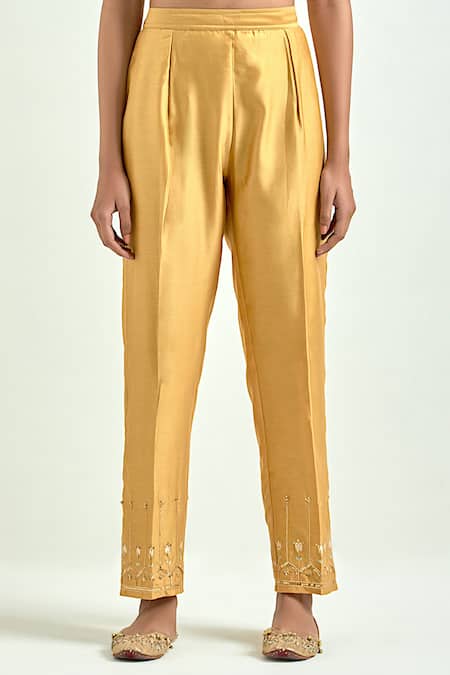 Anantaa By Roohi_Yellow Silk, Chanderi Embroidery, Sequins Round Floral Bloom Kurta Pant Set _Online_at_Aza_Fashions