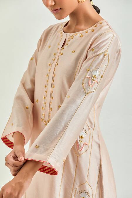 Shop_Anantaa By Roohi_Pink Silk, Chanderi Sequins, Embroidery Round Flower Bloom Kurta And Pant Set _Online_at_Aza_Fashions