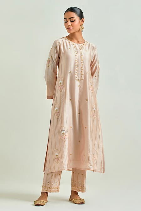 Anantaa By Roohi_Pink Silk, Chanderi Sequins, Embroidery, Gota Patti Flower Bloom Kurta Pant Set _Online_at_Aza_Fashions