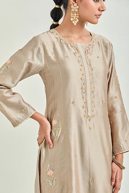 Buy Anantaa By Roohi Brown Silk, Chanderi Sequins, Cut Work, Embroidery Straight Kurta And Pant Set Buy_Anantaa By Roohi_Brown Silk, Chanderi Sequins, Cut Work, Embroidery Straight Kurta And Pant Set