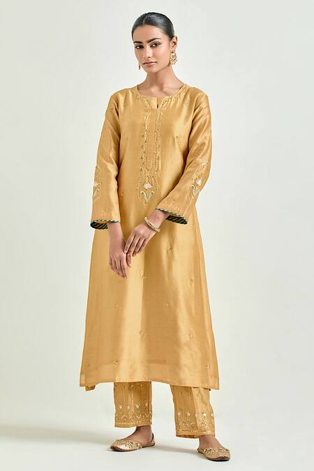 Anantaa By Roohi Yellow Silk, Chanderi Sequins, Embroidery, Gota Scattered Floret Kurta Pant Set at Aza Fashions Anantaa By Roohi_Yellow Silk, Chanderi Sequins, Embroidery, Gota Scattered Floret Kurta Pant Set _at_Aza_Fashions