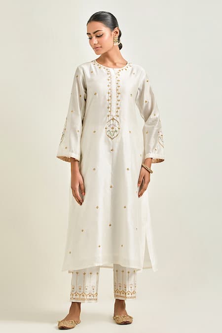 Shop Anantaa By Roohi Off White Silk, Chanderi Sequins, Gota Patti, Embroidery Floral Hand Kurta Set Online at Aza Fashions Shop_Anantaa By Roohi_Off White Silk, Chanderi Sequins, Gota Patti, Embroidery Floral Hand Kurta Set _Online_at_Aza_Fashions