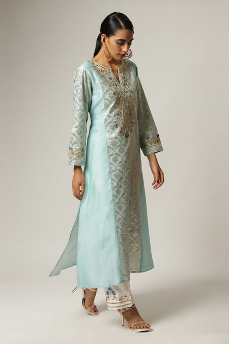 Buy_Anantaa By Roohi_Blue Silk, Chanderi Embroidery Split V-neck Kurta Pant Set _Online_at_Aza_Fashions