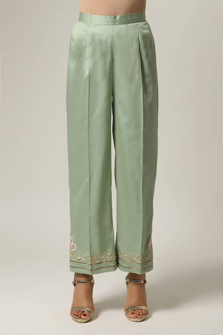 Buy_Anantaa By Roohi_Green Silk, Chanderi Embroidery Split V-neck Notched Kurta Pant Set 